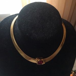 Monet necklace gold